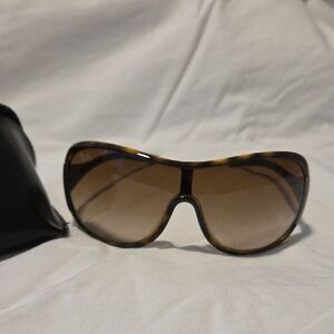 Ray-Ban Tortoise Brown Sunglasses